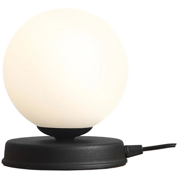 Aldex Ball bordlampe, sort, Ø17 cm | AL1076B1-S Aldex Ball bordlampe, sort, Ø17 cm | AL1076B1-S